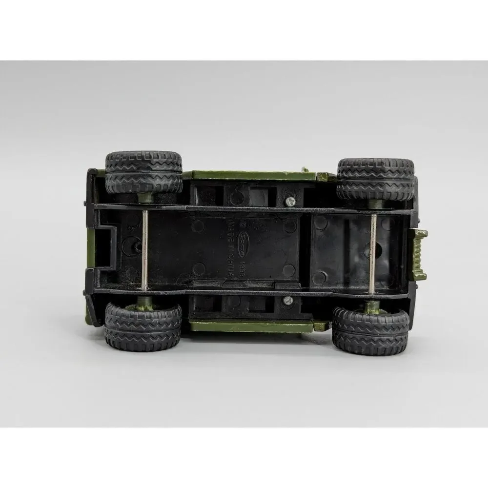 Soma International Vintage Diecast Metal USA Military Lot 1998 Hummer & 2001 SUV